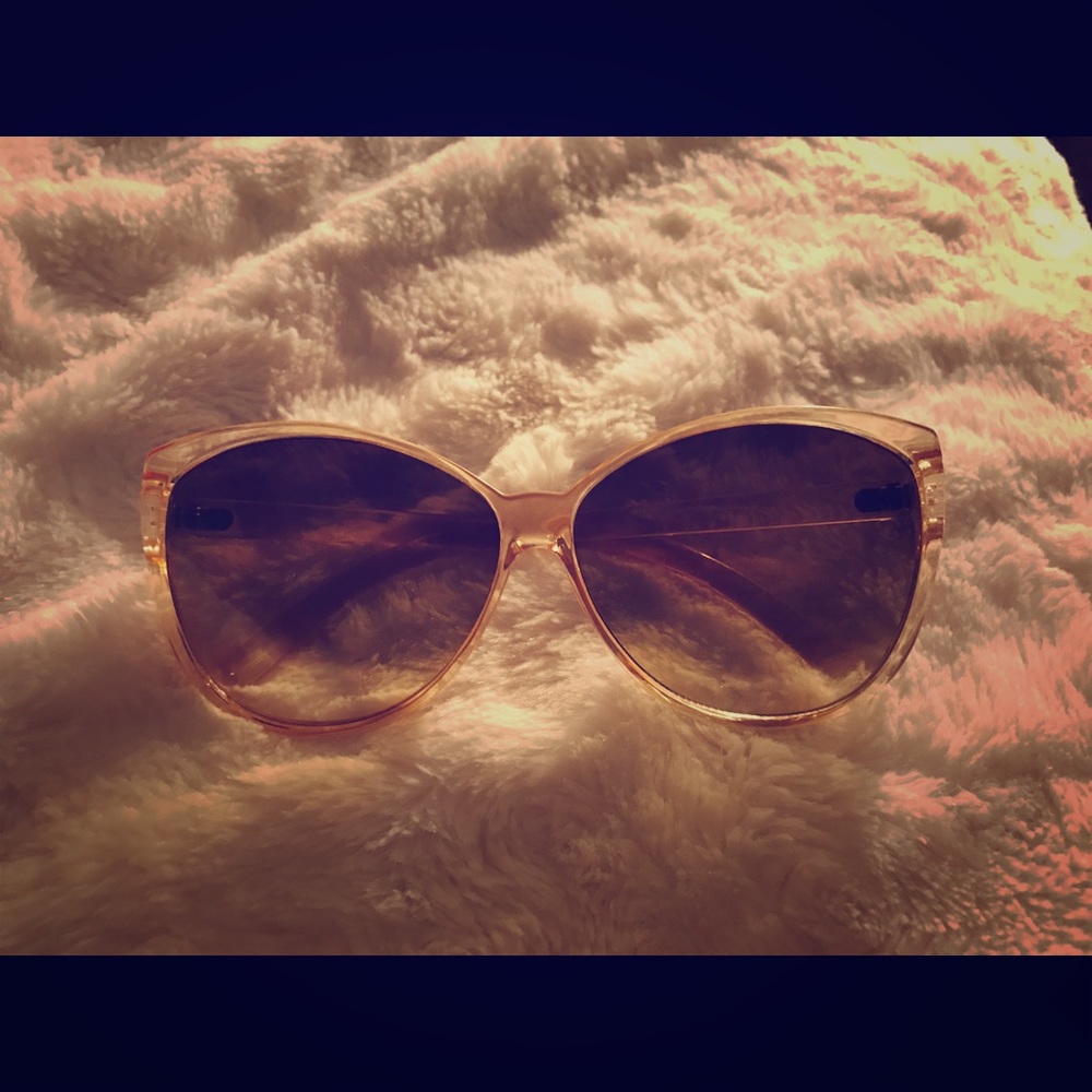 Fun chic sunglasses